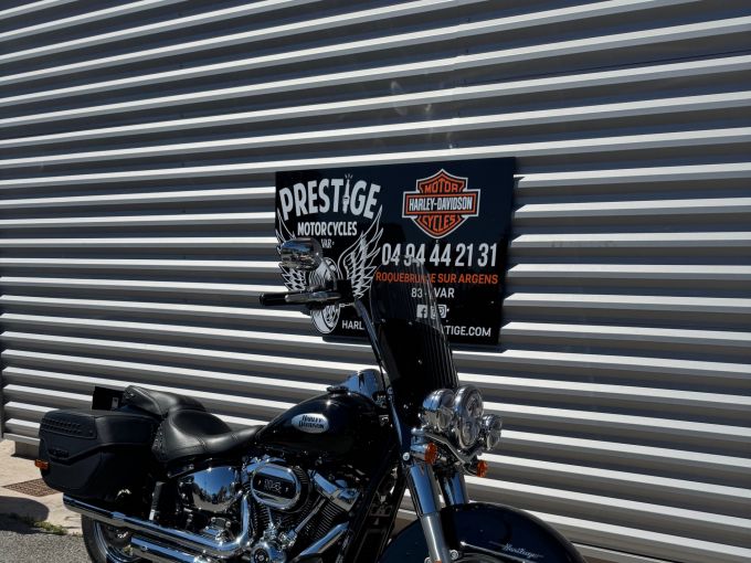 HARLEY-DAVIDSON SOFTAIL HERITAGE 1868 4