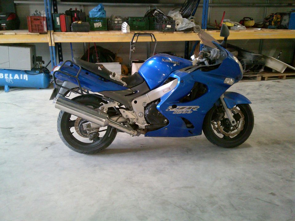KAWASAKI ZZR 1200 4