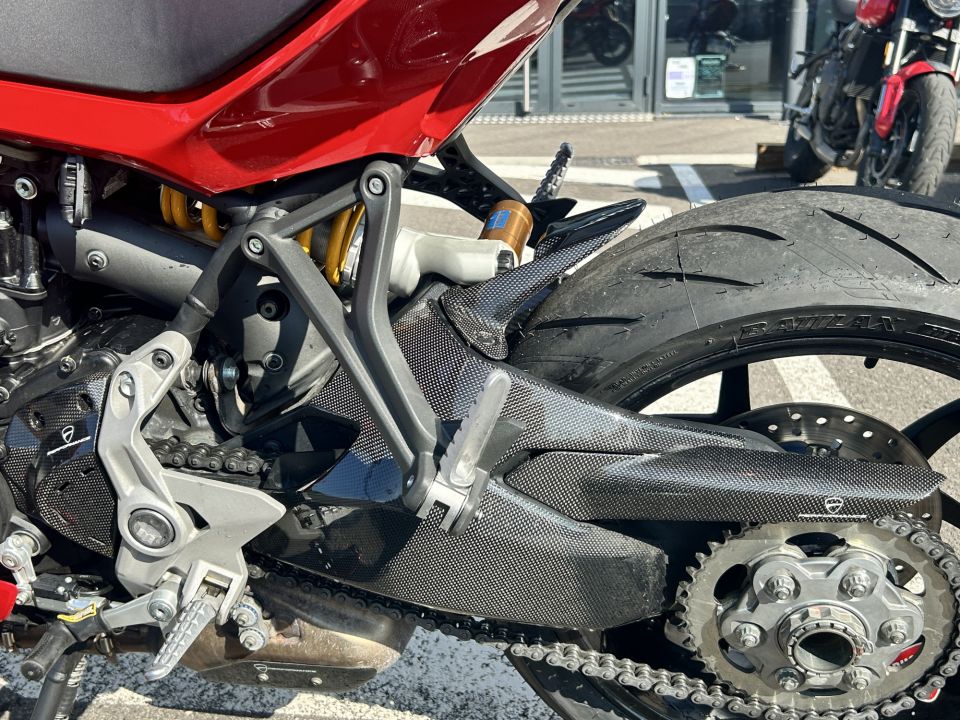 DUCATI SUPERSPORT 937 4