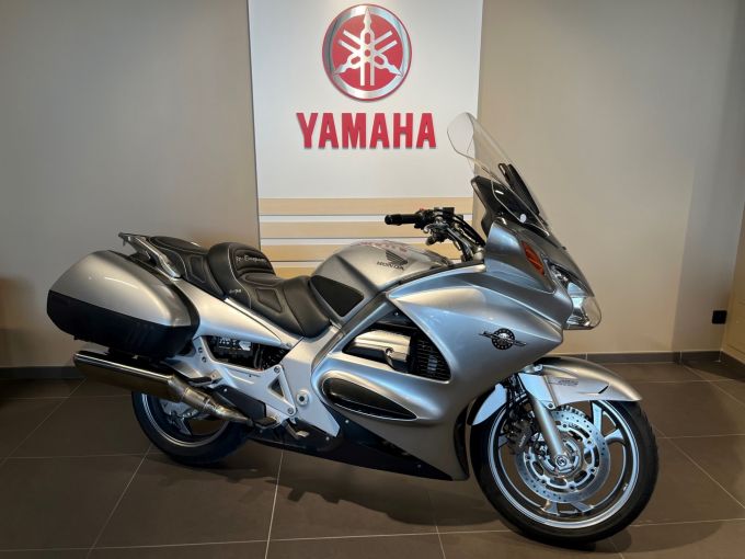 HONDA ST 1300 PAN EUROPEAN 4