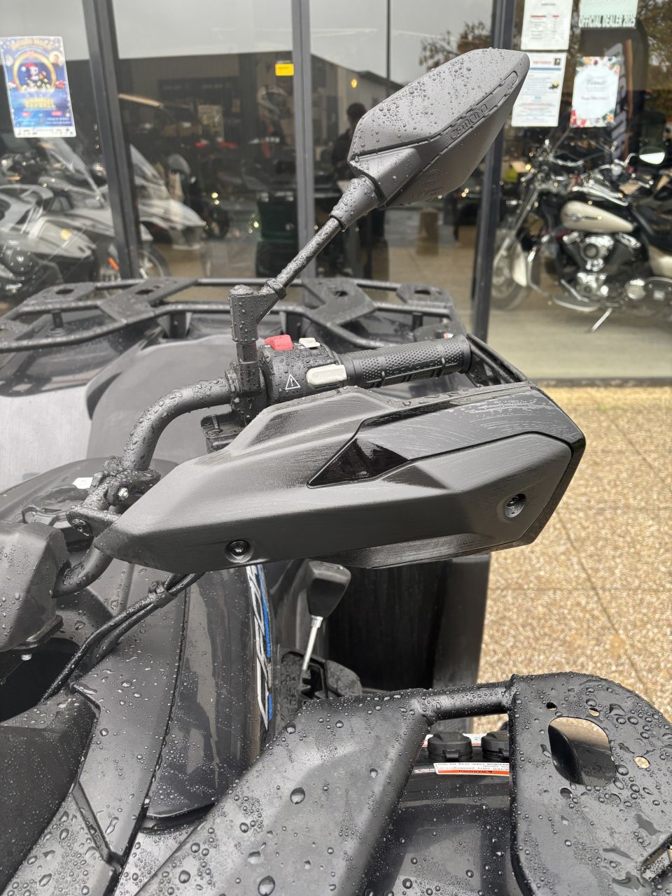 CF MOTO CFORCE 520 4