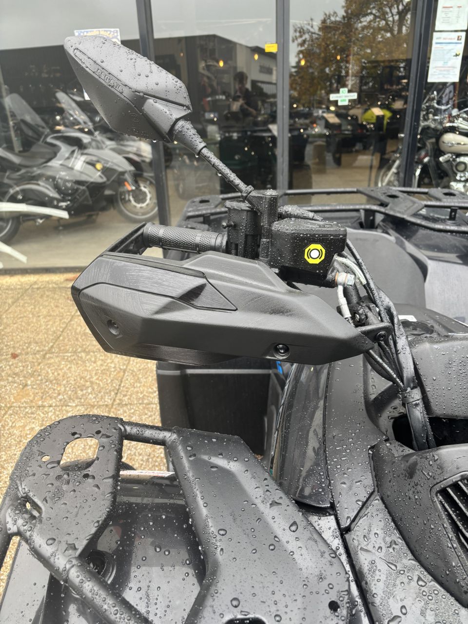 CF MOTO CFORCE 520 4