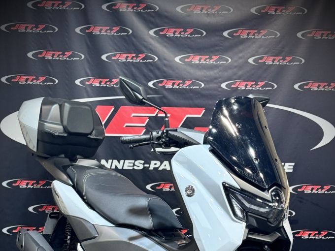 YAMAHA NMAX 125 TECH MAX 4