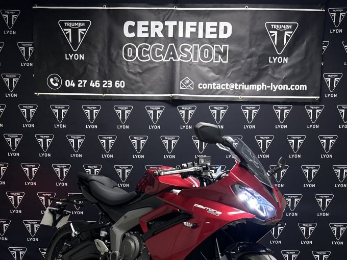 TRIUMPH 	DAYTONA 660 4