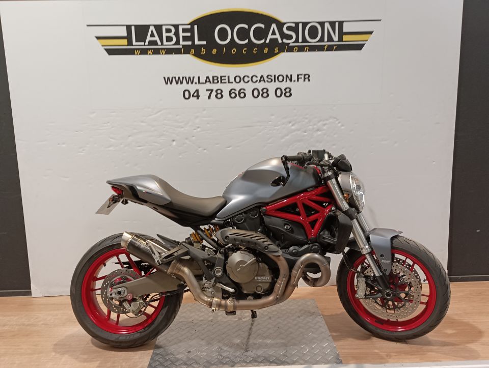 DUCATI 821 MONSTER 4