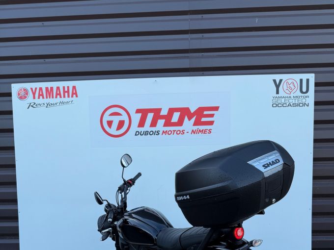 YAMAHA XSR 125 Legacy 4