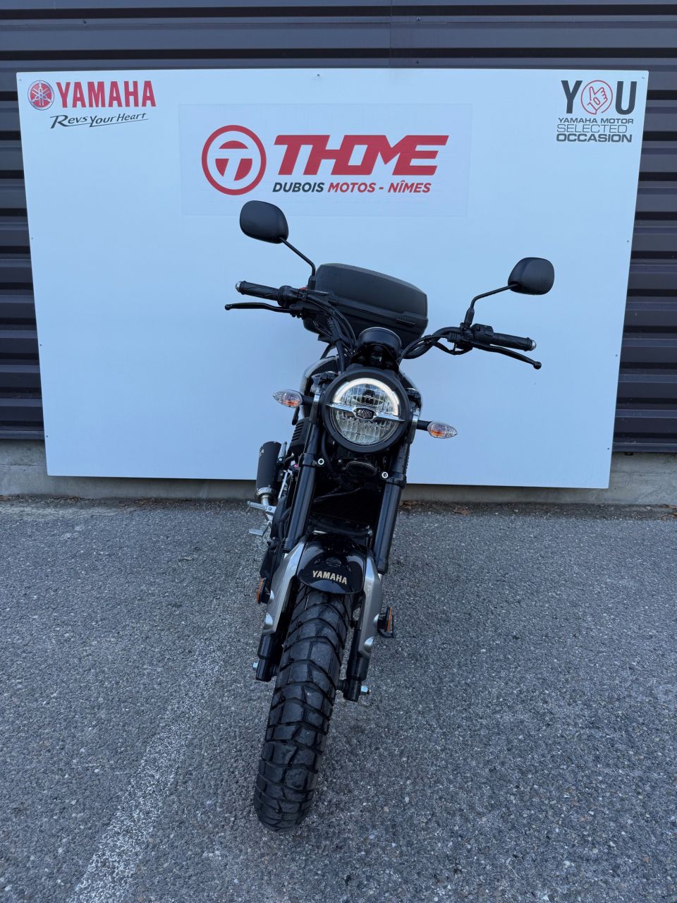 YAMAHA XSR 125 Legacy 4