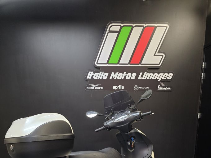 PIAGGIO FLY 125 4