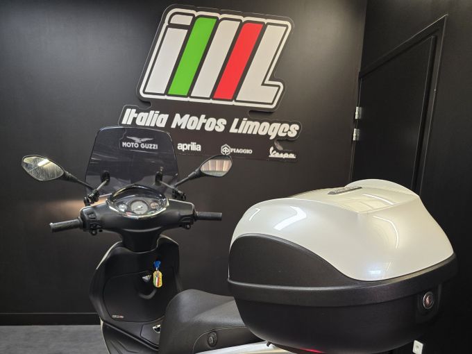 PIAGGIO FLY 125 4