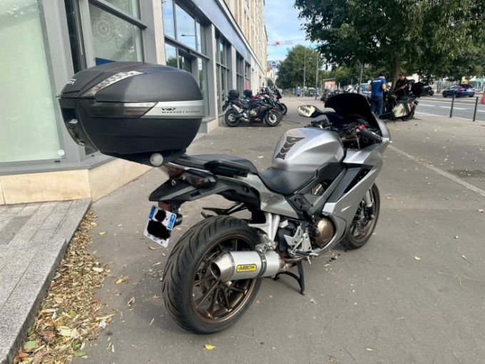 HONDA VFR 800 F 4