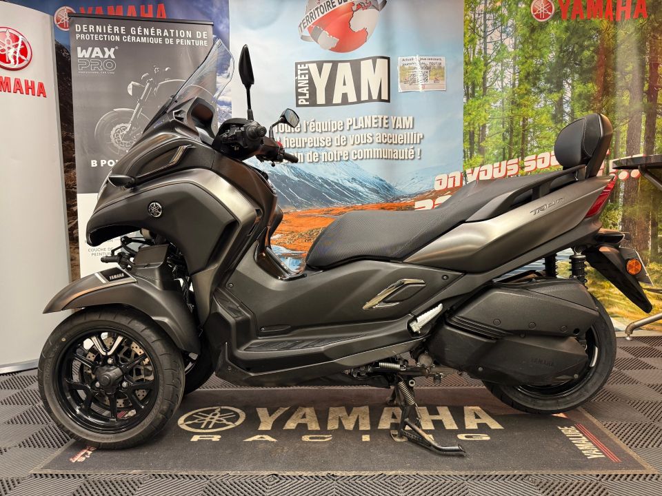 YAMAHA TRICITY 300 4