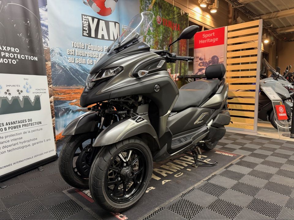 YAMAHA TRICITY 300 4