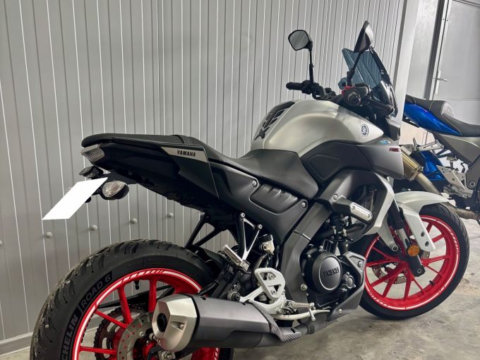 YAMAHA MT-125 ABS 4