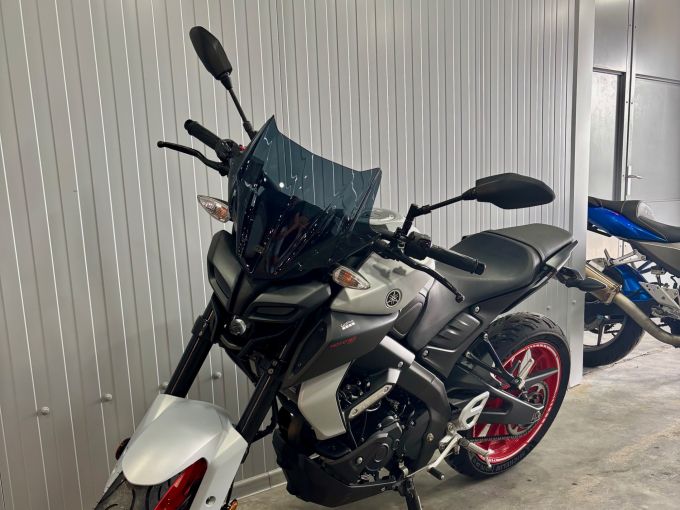 YAMAHA MT-125 ABS 4