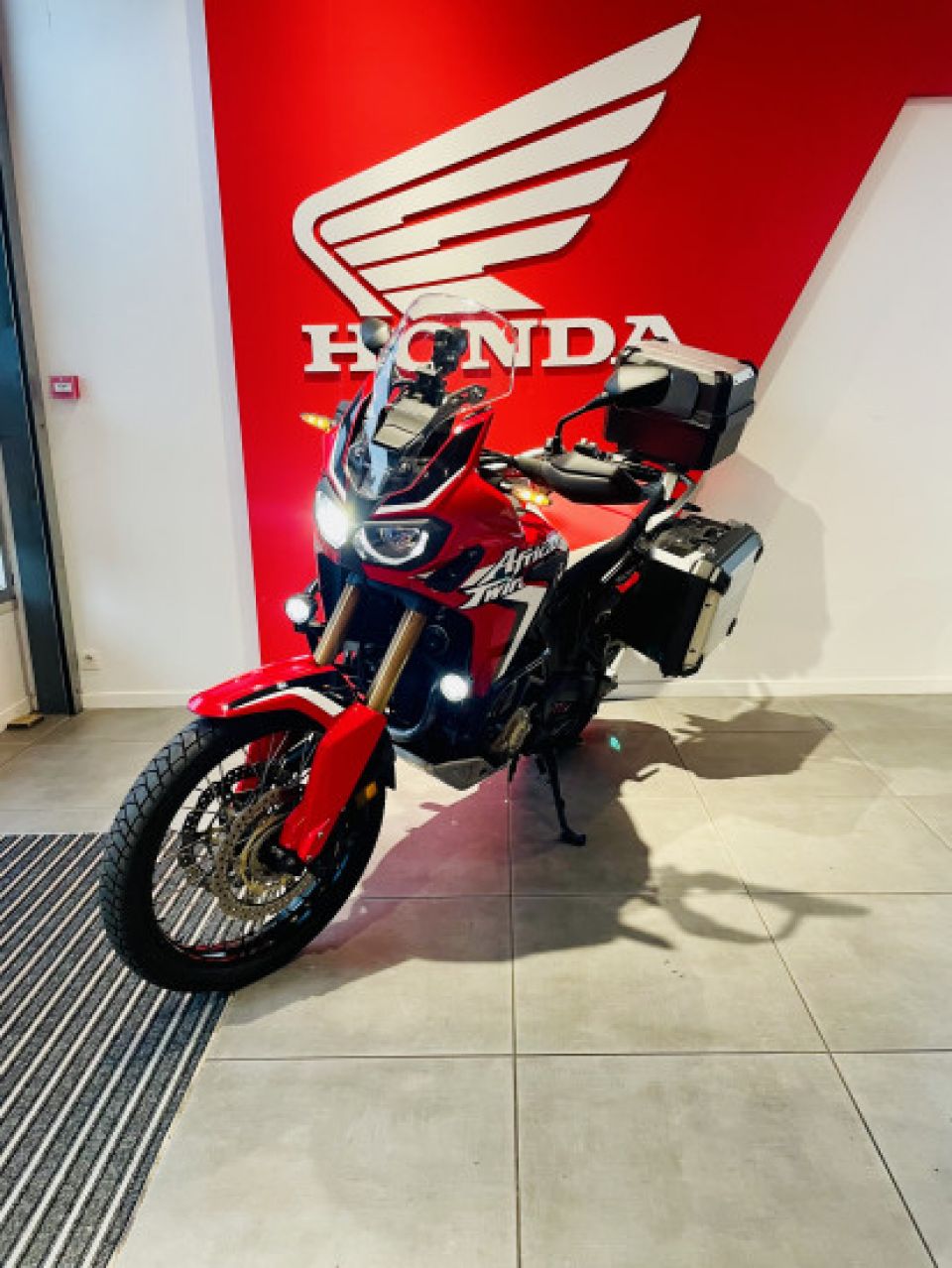 HONDA AFRICA TWIN CRF1000L DCT 4