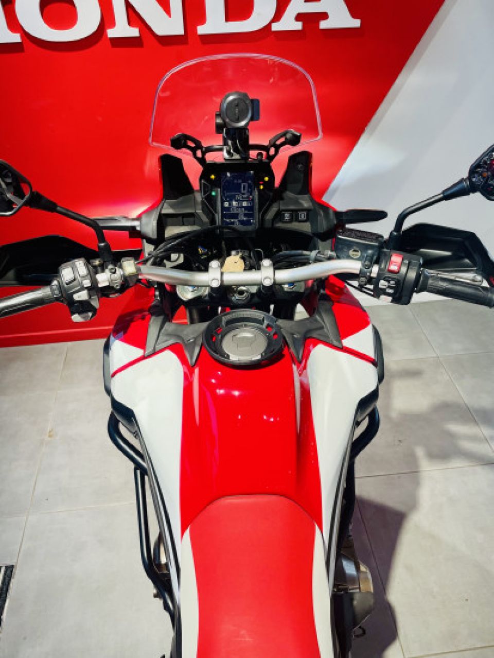 HONDA AFRICA TWIN CRF1000L DCT 4