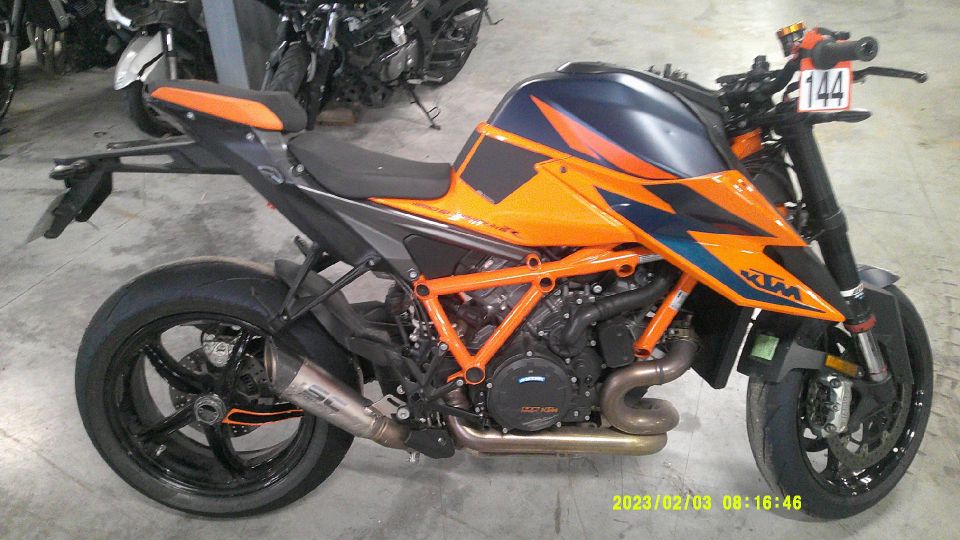 KTM 1290 SUPER DUKE R 4
