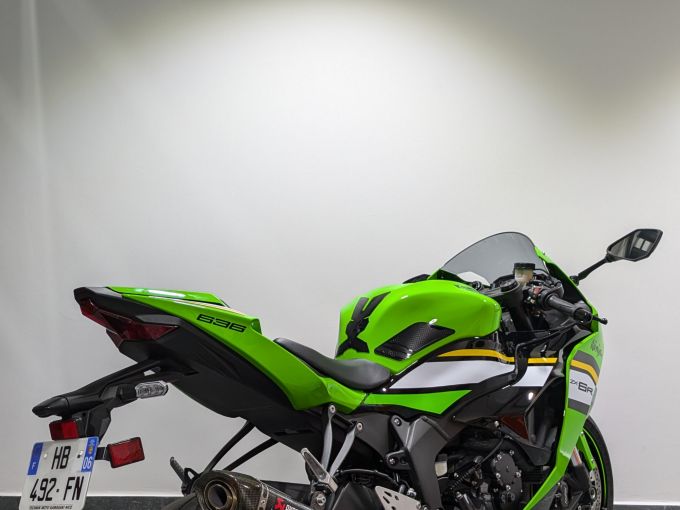 KAWASAKI ZX-6R 636 4
