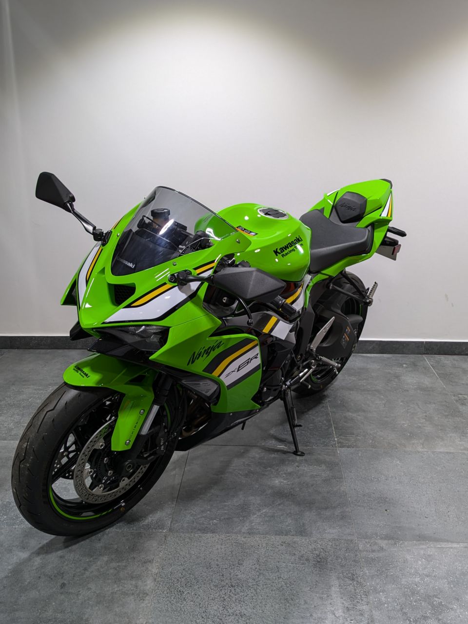 KAWASAKI ZX-6R 636 4