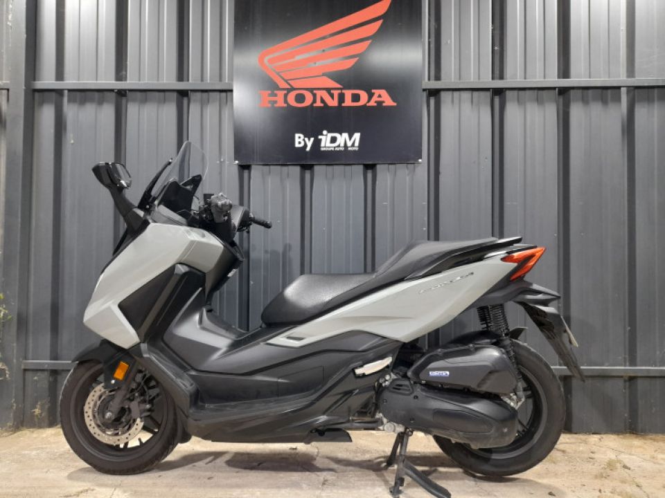 HONDA FORZA 125 ABS 4
