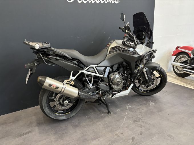 SUZUKI V-STROM 800SE 4