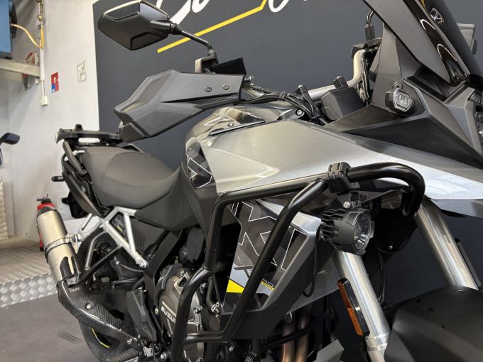 SUZUKI V-STROM 800SE 4