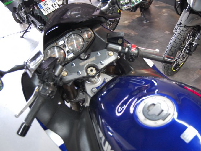 SUZUKI GSX 1300 R 4