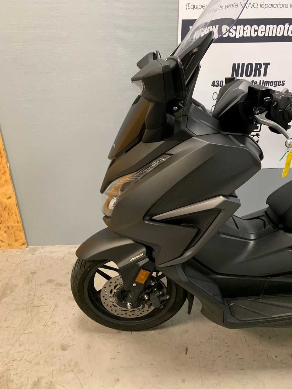 HONDA NSS FORZA 125 4