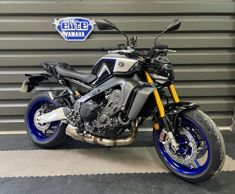 YAMAHA MT-09 SP 4