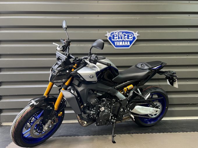 YAMAHA MT-09 SP 4