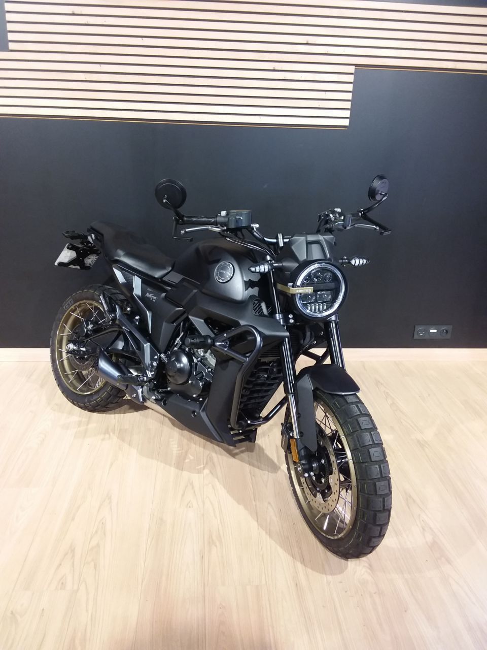 ZONTES 125 SCRAMBLER X 4