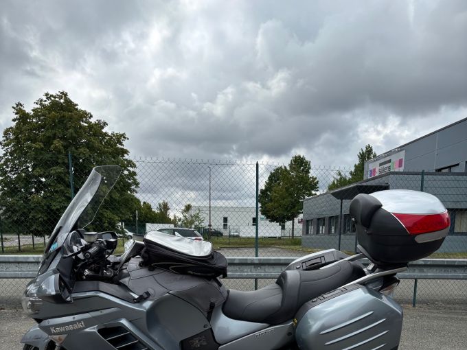 KAWASAKI GTR 1400 4