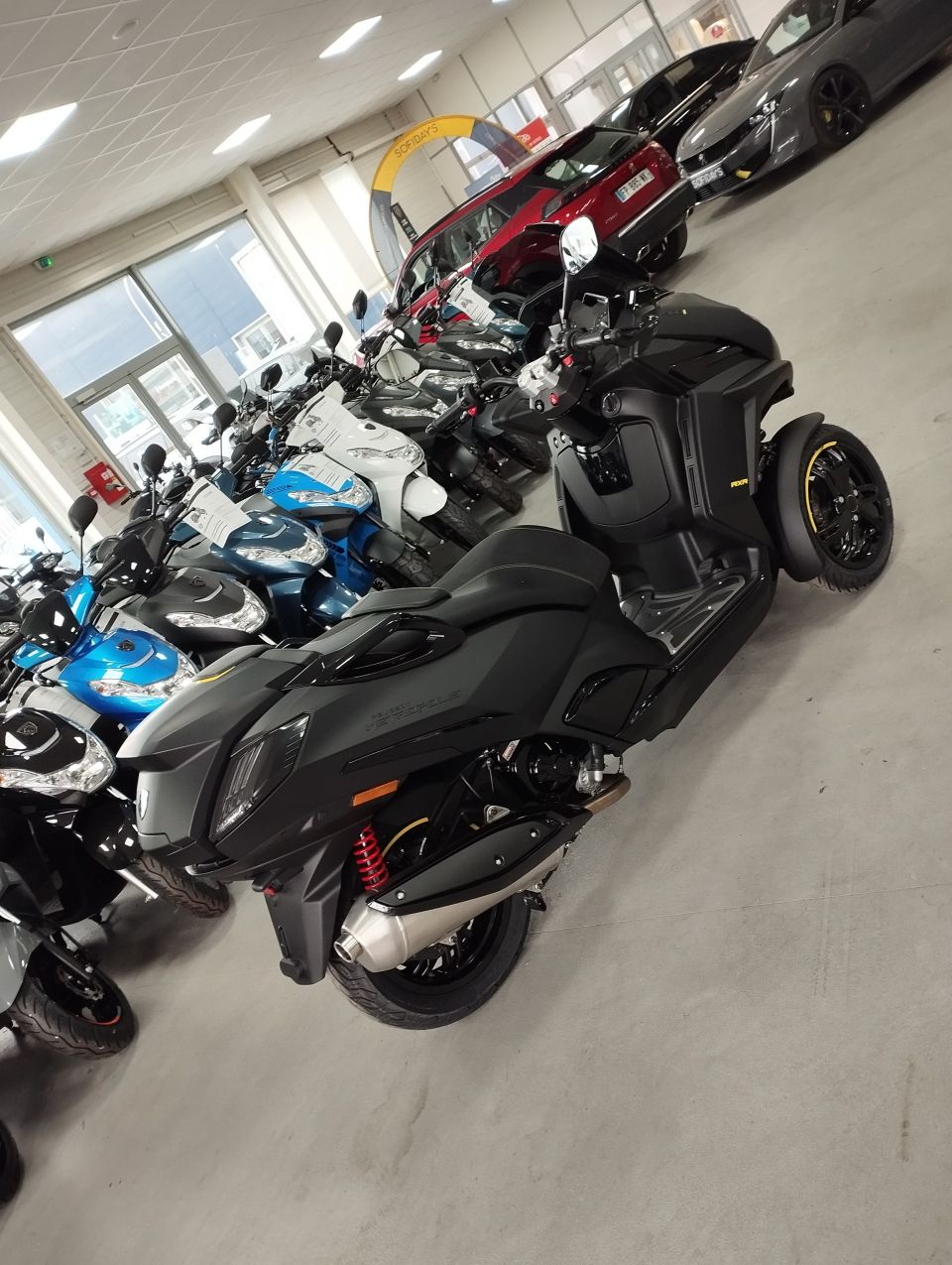 PEUGEOT METROPOLIS 400 RXR 4