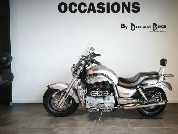 TRIUMPH Rocket III 4