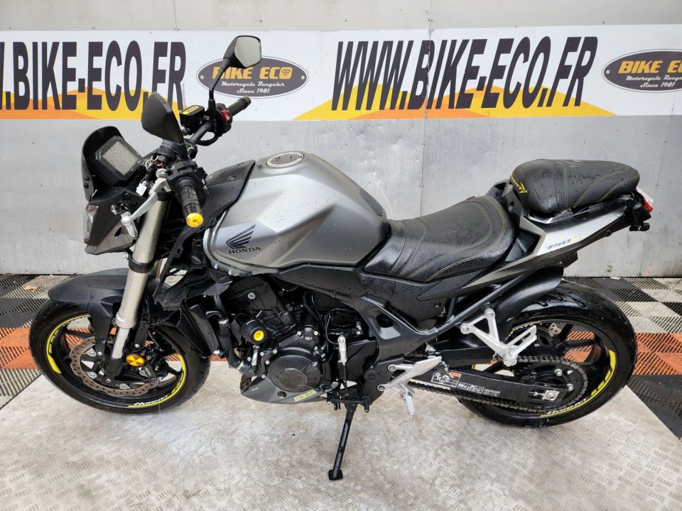 HONDA CB 750 HORNET 4