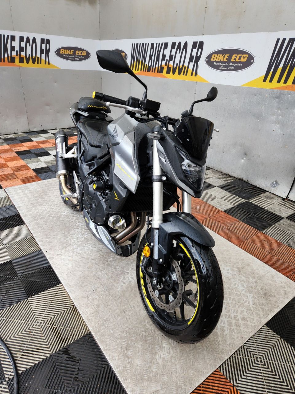 HONDA CB 750 HORNET 4