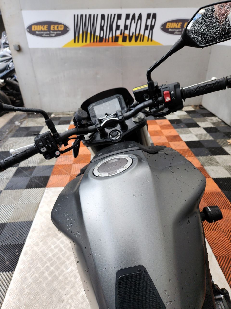 HONDA CB 750 HORNET 4