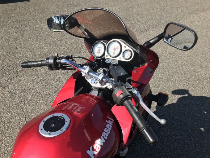 KAWASAKI ZR-7 S 4