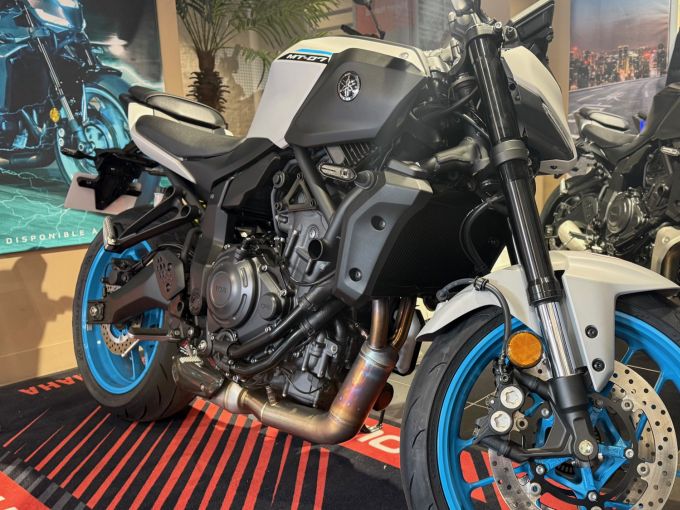 YAMAHA MT-07 (47.5CV) 4