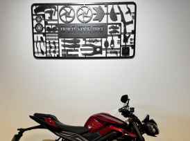 TRIUMPH STREET TRIPLE 765 RS - 2023