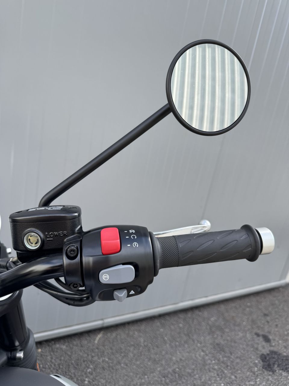 TRIUMPH Bonneville T120 Black 4