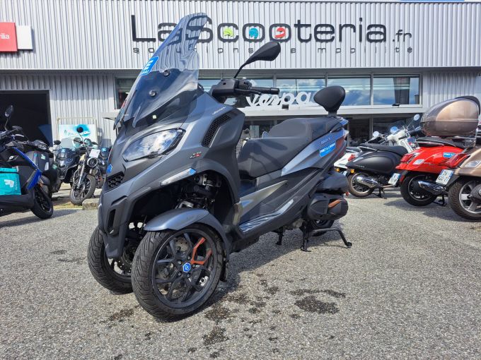 PIAGGIO MP3 530 HPE EXCLUSIVE 4