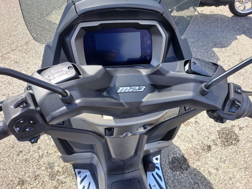 PIAGGIO MP3 530 HPE EXCLUSIVE 4