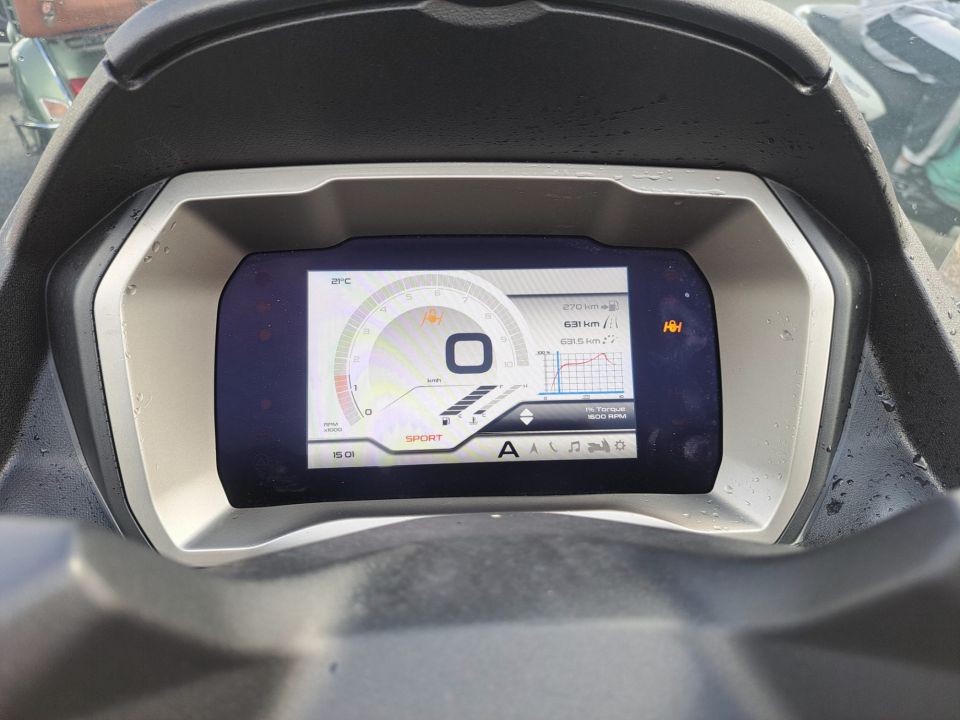 PIAGGIO MP3 530 HPE EXCLUSIVE 4