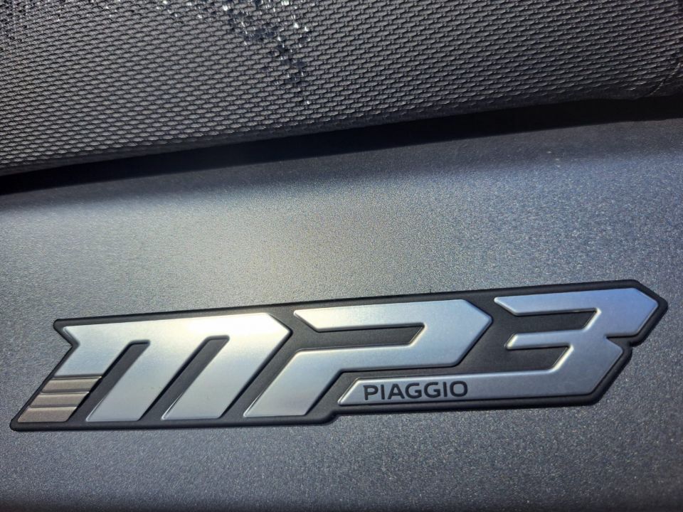 PIAGGIO MP3 530 HPE EXCLUSIVE 4