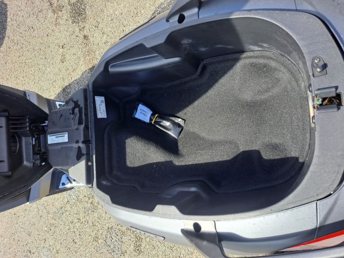 PIAGGIO MP3 530 HPE EXCLUSIVE 4