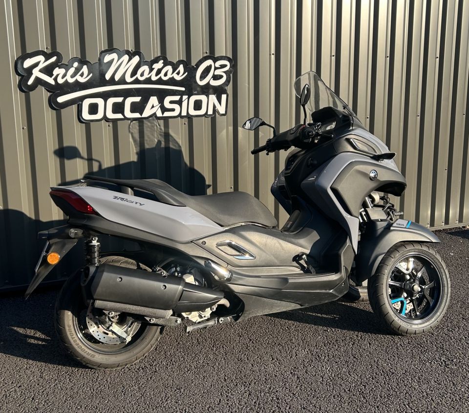 YAMAHA TRICITY 300 4