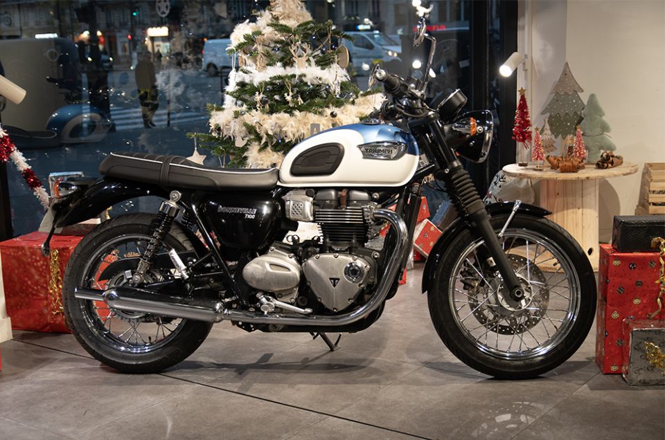 TRIUMPH Bonneville T100 4