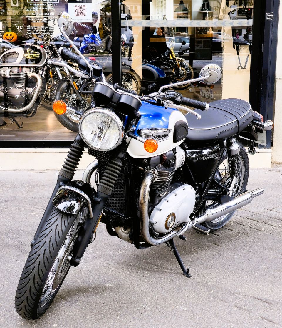 TRIUMPH Bonneville T100 4