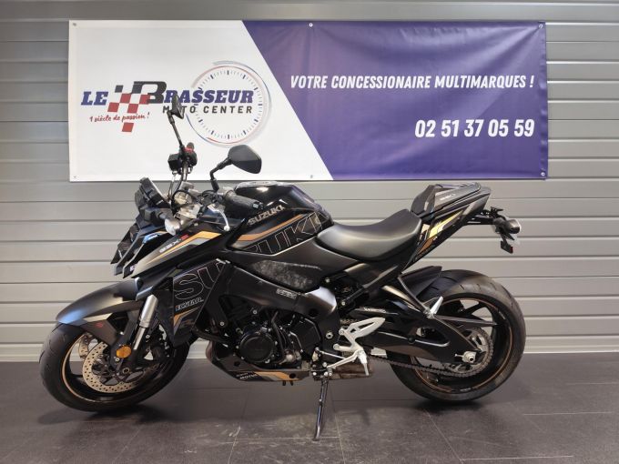 SUZUKI GSX-S 950 4